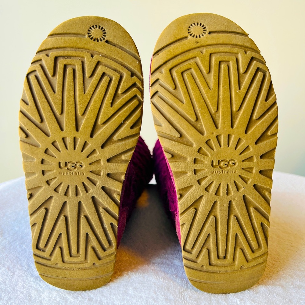 Ugg Classic Cable Knit Bootie - image 7